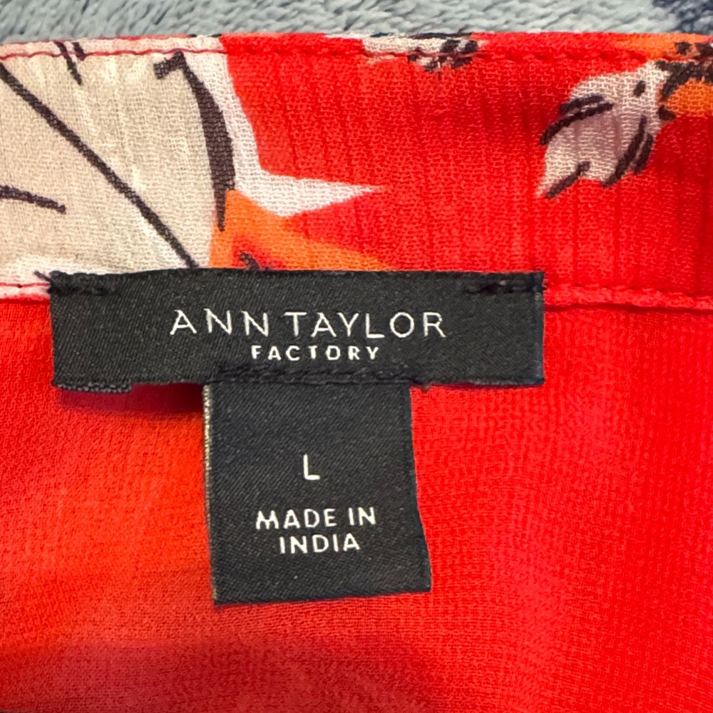 Ann Taylor Factory Red White and Black floral blouse